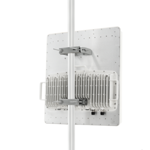 Cambium Networks, PMP 450m, 5 GHz, Integrated Access Point, 90 Degree (EU), Limited